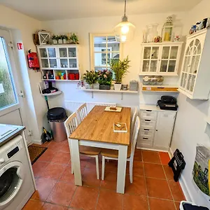 2 Bedroom In Quiet Location Close To Chester , Hough Green United Kingdom